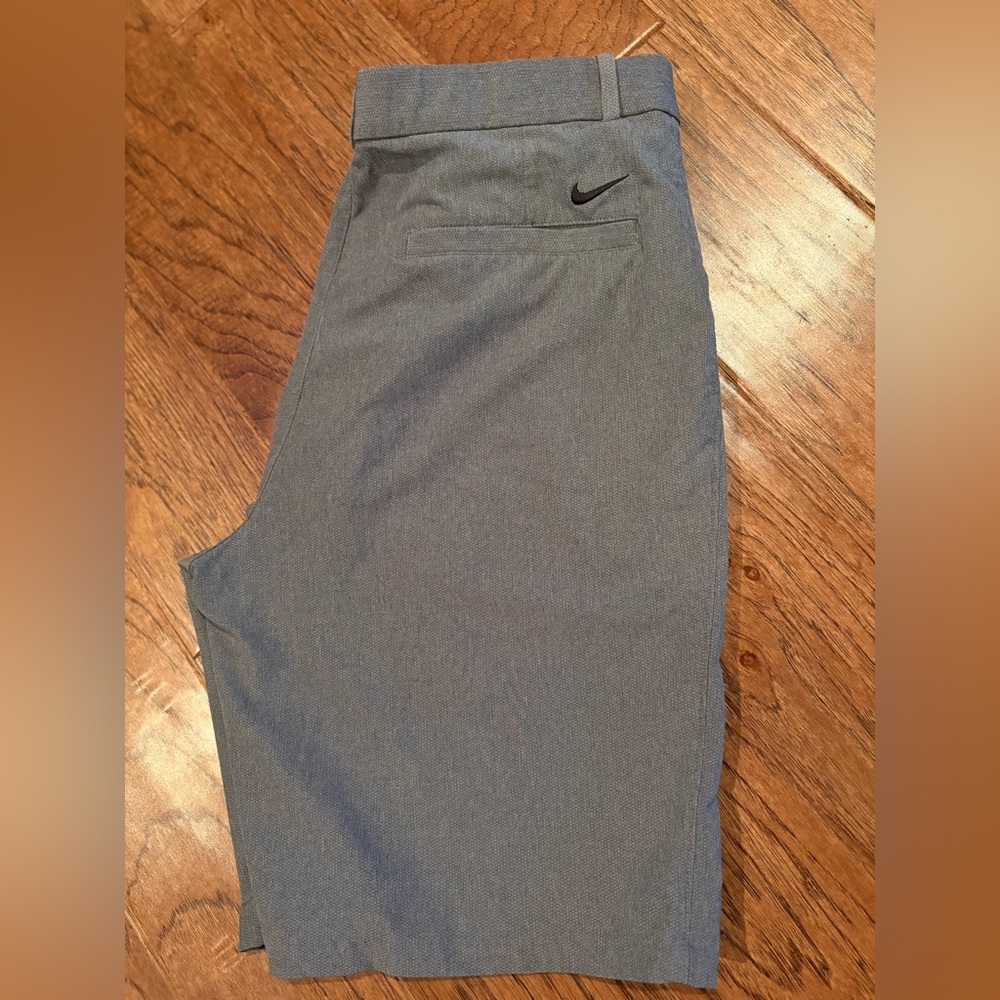 NIKE GOLF DRI FIT SHORTS FLEX SZ 34 GRAY AJ5495
